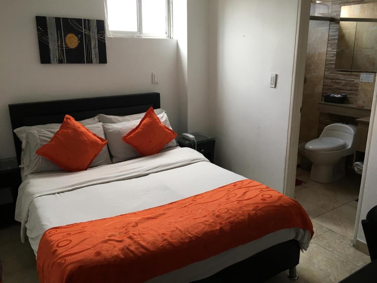 Hotel Fenix Real Богота Екстериор снимка