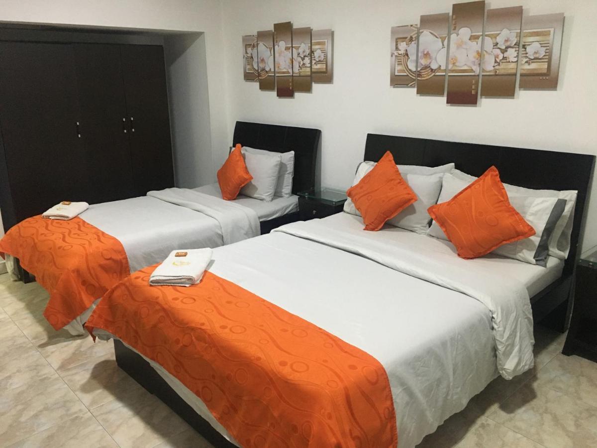 Hotel Fenix Real Богота Екстериор снимка