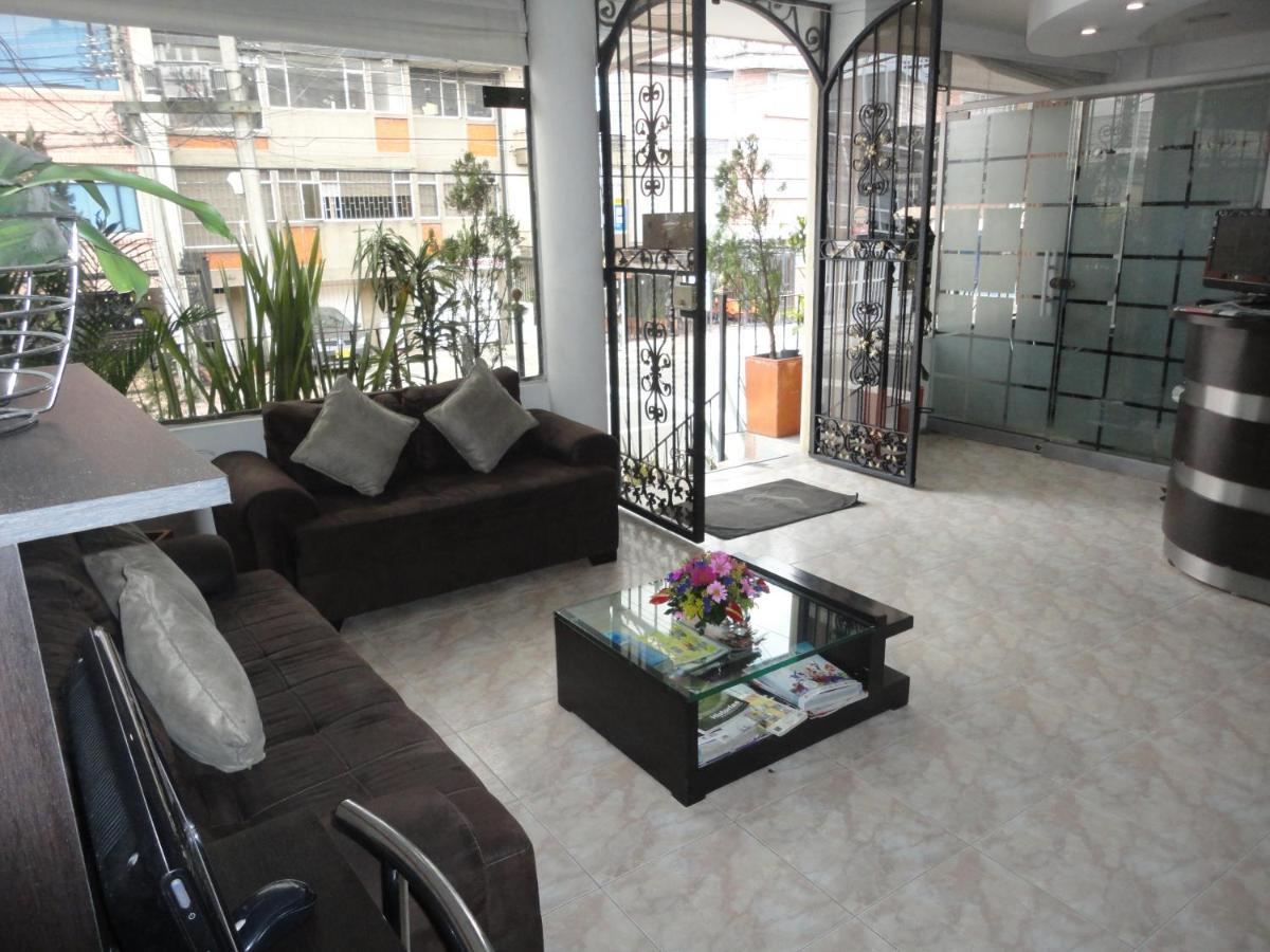 Hotel Fenix Real Богота Екстериор снимка