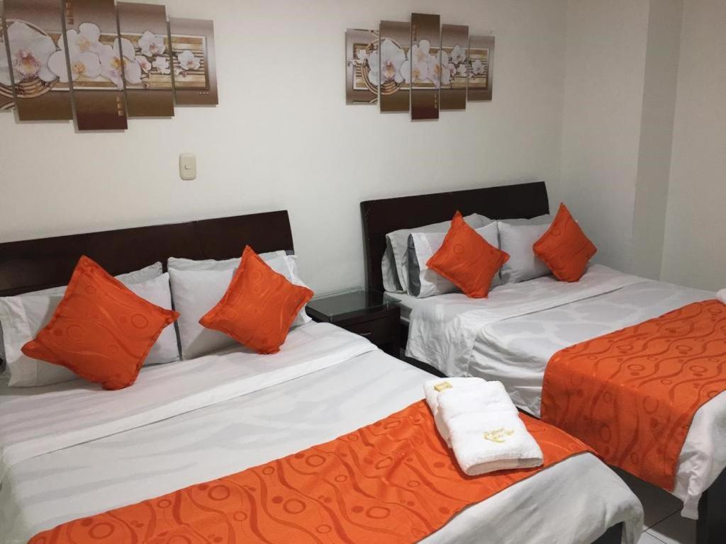 Hotel Fenix Real Богота Екстериор снимка