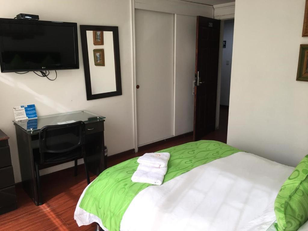 Hotel Fenix Real Богота Екстериор снимка