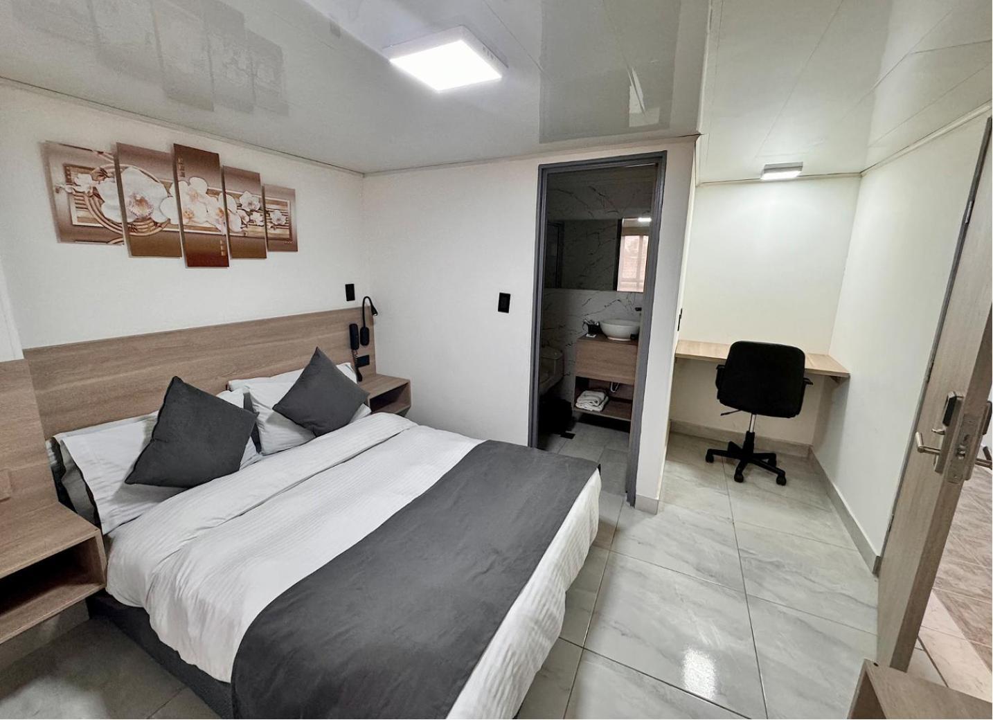 Hotel Fenix Real Богота Екстериор снимка