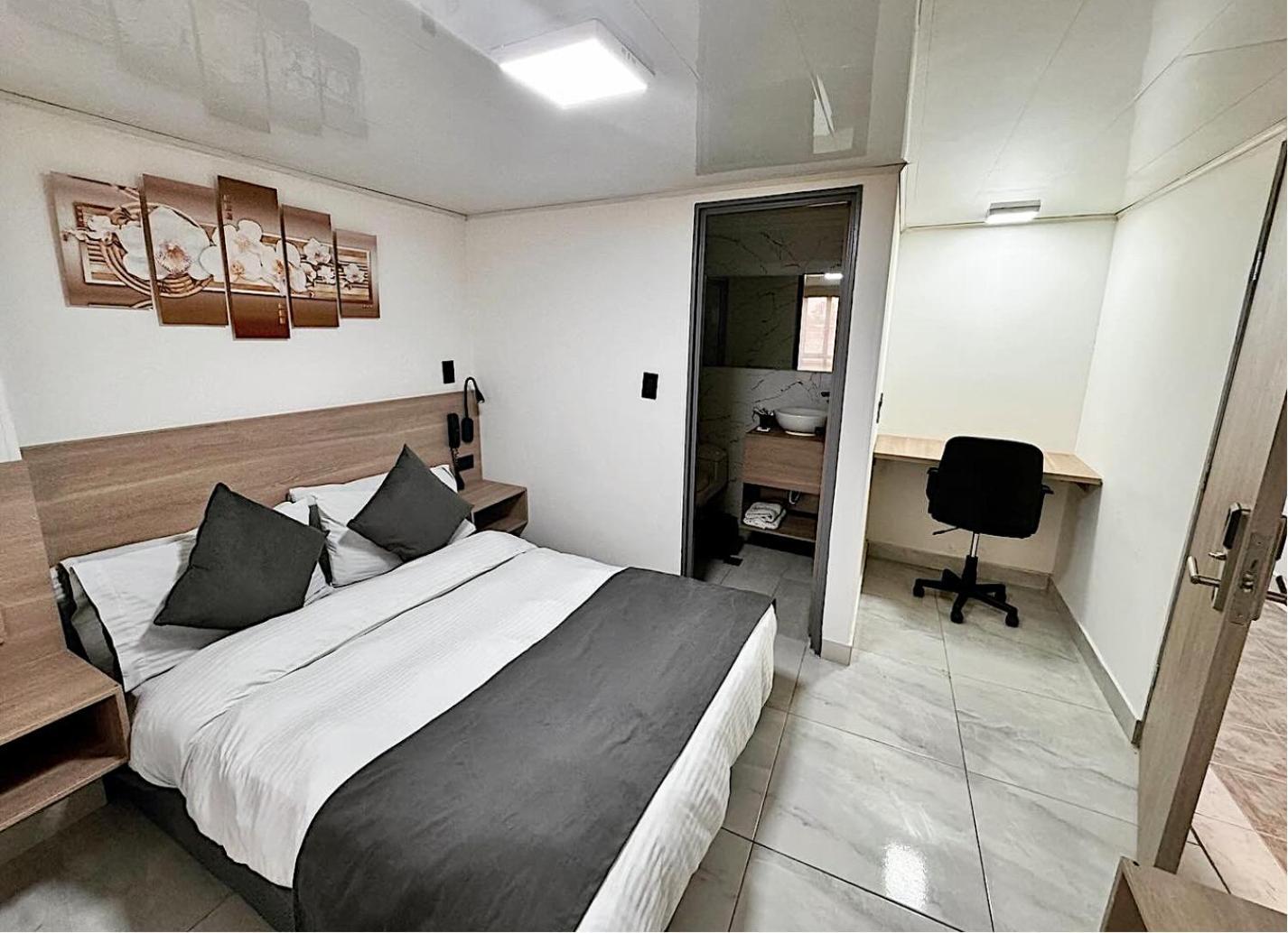 Hotel Fenix Real Богота Екстериор снимка